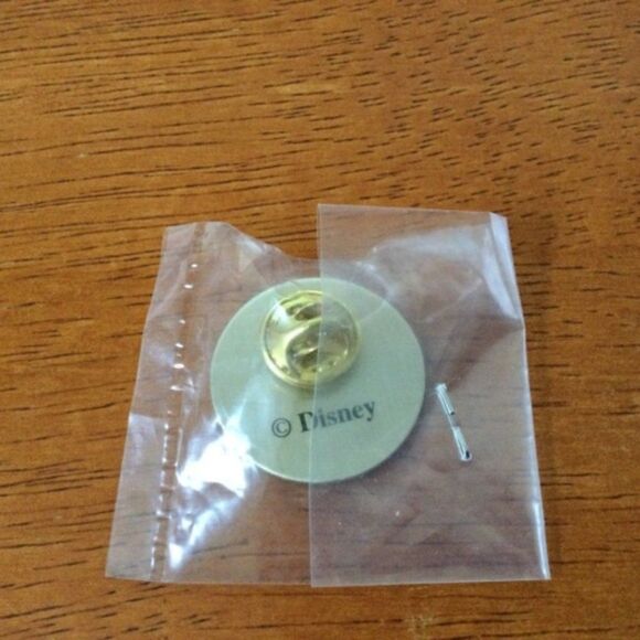 š Disney Pin 7416 - 1998 TheāYear of Disney Classics - Picture 2 of 2